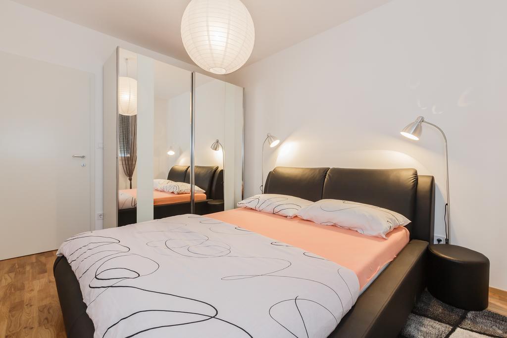 Sky Split Apartment المظهر الخارجي الصورة