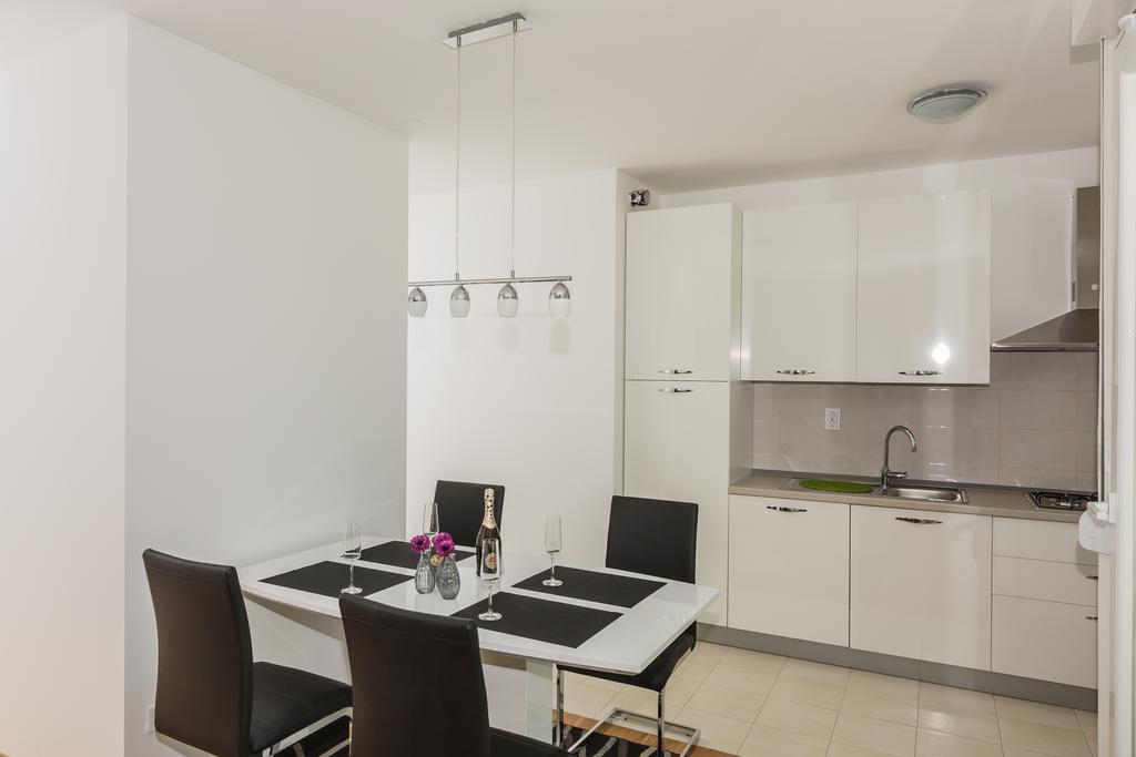 Sky Split Apartment المظهر الخارجي الصورة